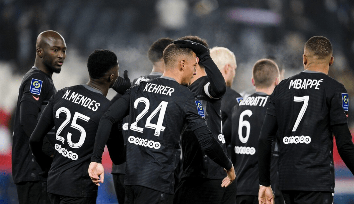 包含印第安纳步行者迎法甲关键赛，集结日迎来里程碑，悬念犹存，年轻球员得到机会的词条